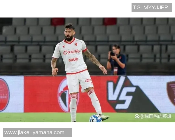 巴里足球俱乐部球星风采揭秘 从绿茵场到荣耀背后的故事